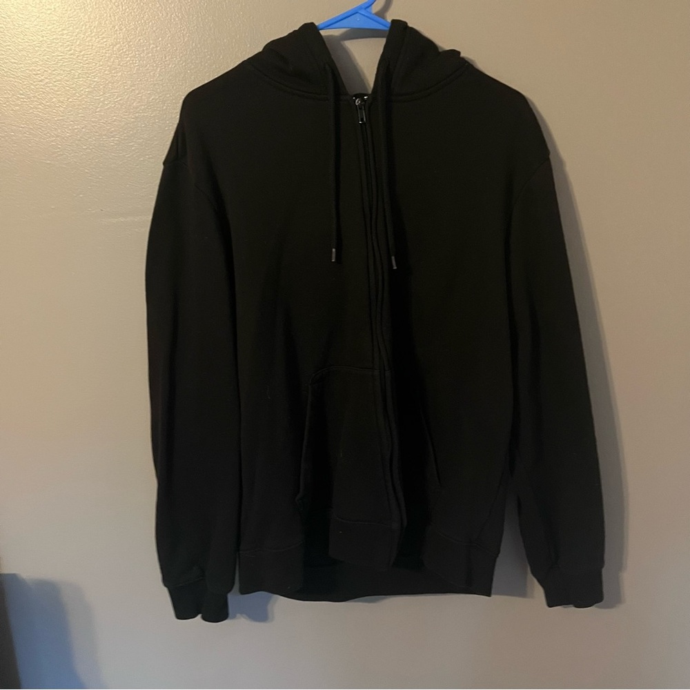 Full zip, all black H&M hoodie